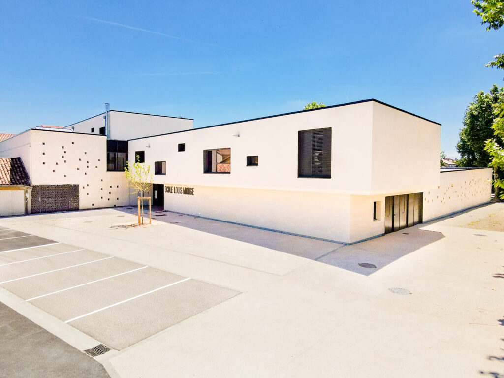 batiment ecole Louis Monge