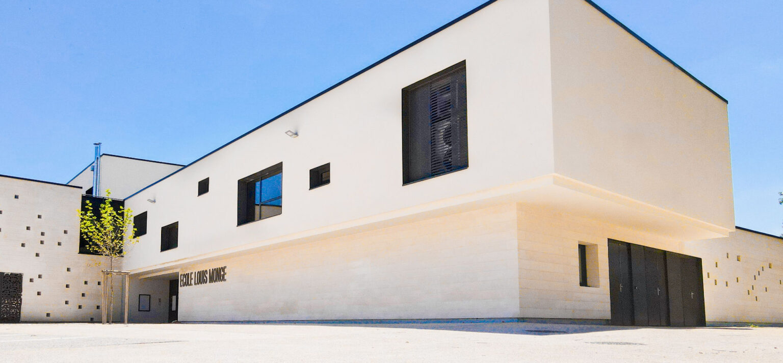 peinture sur façade extérieur